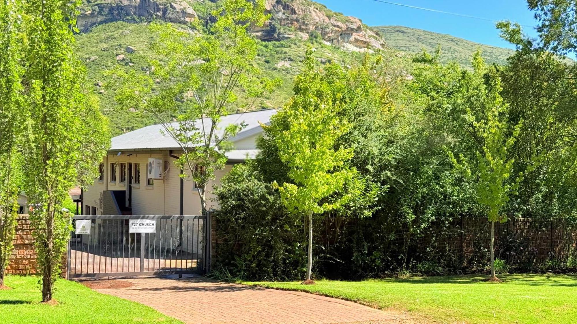 727 Church Clarens Exterior foto